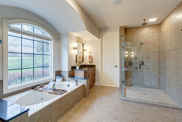 219 King Arthur Cir, Franklin, TN 37067