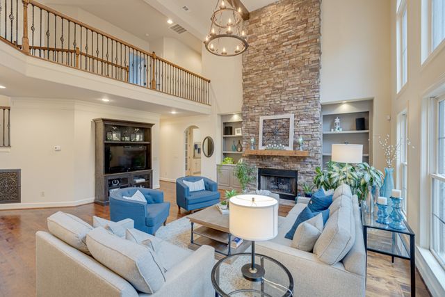 219 King Arthur Cir, Franklin, TN 37067