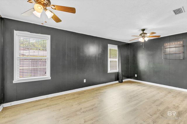 20 Robbie Lane, Saraland, AL 36571