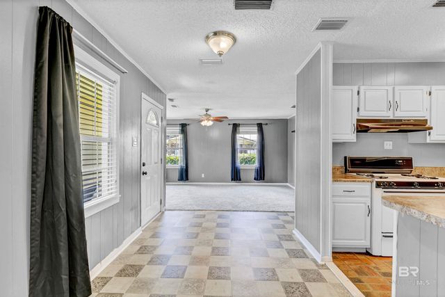 20 Robbie Lane, Saraland, AL 36571