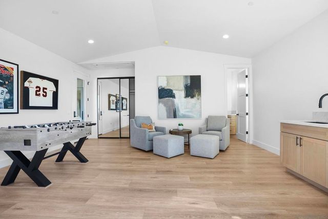588 Twin Country Ln, Fallbrook, CA 92028