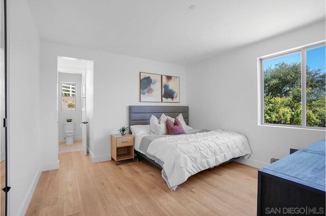 588 Twin Country Ln, Fallbrook, CA 92028