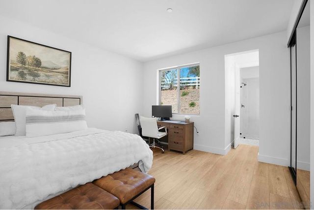 588 Twin Country Ln, Fallbrook, CA 92028