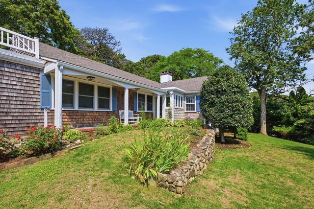 105 Hillside Drive, Centerville, MA 02632