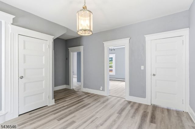 3 Winthrop Ter, East Orange City, NJ 07018