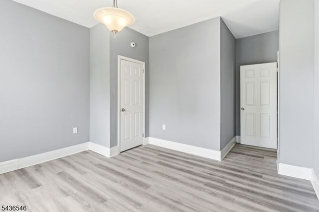 3 Winthrop Ter, East Orange City, NJ 07018