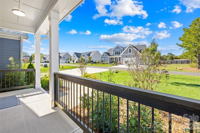 140 Dabbling Duck Circle, Mooresville, NC 28117