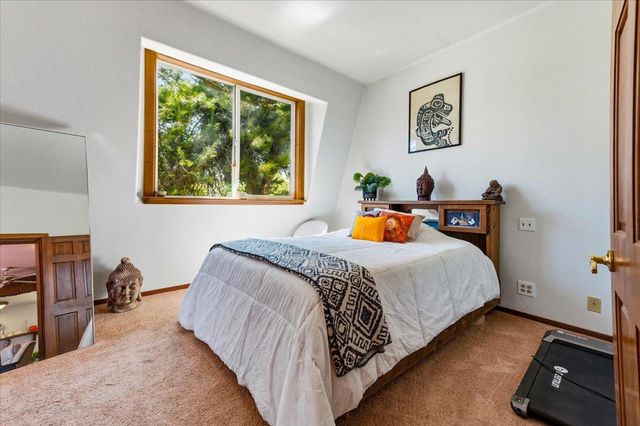 12753 S Ponderosa Way, Grass Valley, CA 95945