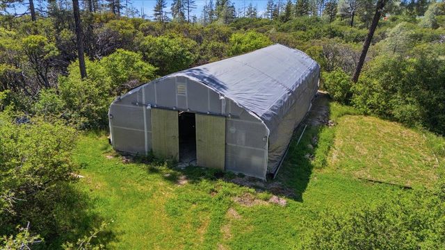 12753 S Ponderosa Way, Grass Valley, CA 95945