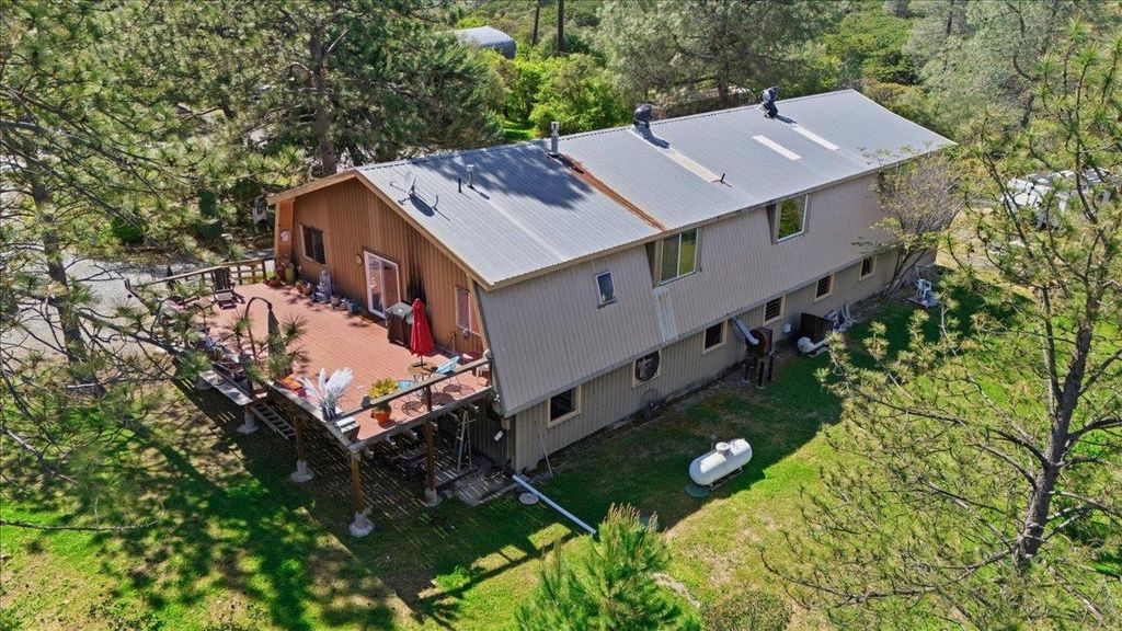 12753 S Ponderosa Way, Grass Valley, CA 95945