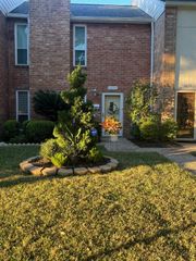 10252 Longmont Drive 45/4, Houston, TX 77042