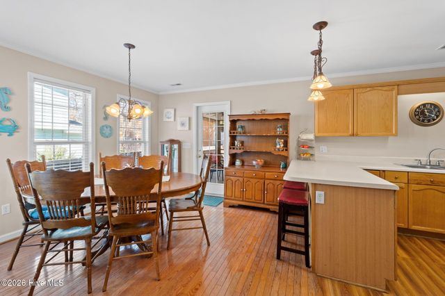 6 White Lane, Oak Island, NC 28465