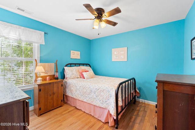 6 White Lane, Oak Island, NC 28465