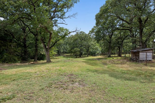 8363 County Road 4095, Kaufman, TX 75142