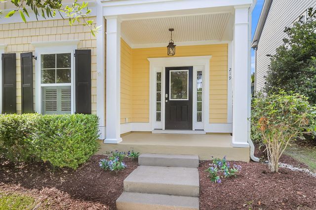 219 Lotz Drive, Summerville, SC 29483
