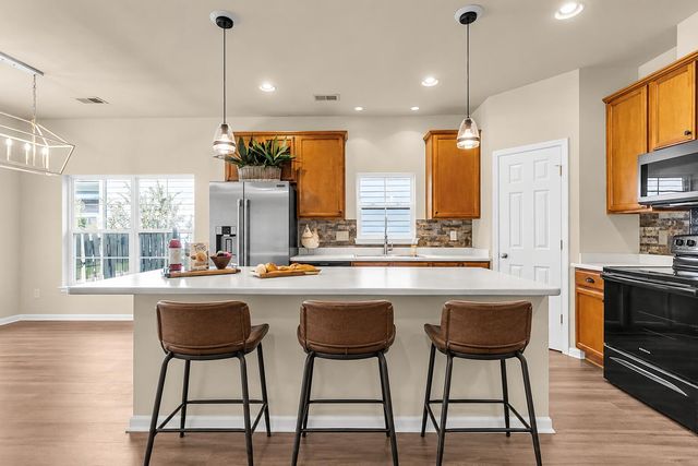 219 Lotz Drive, Summerville, SC 29483