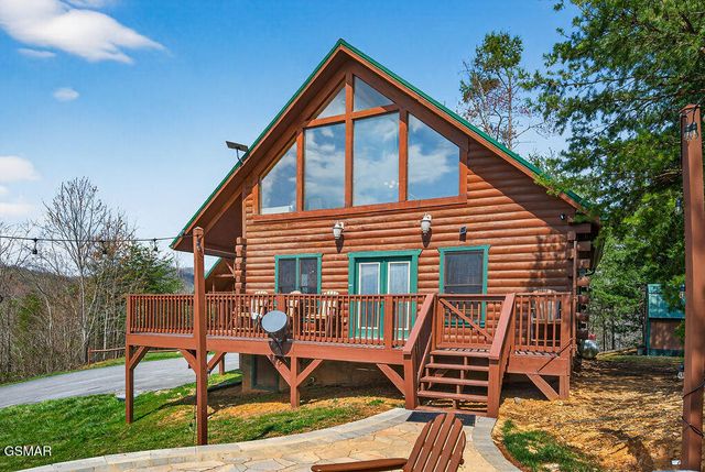 1106 Back Ridge Court, Gatlinburg, TN 37738