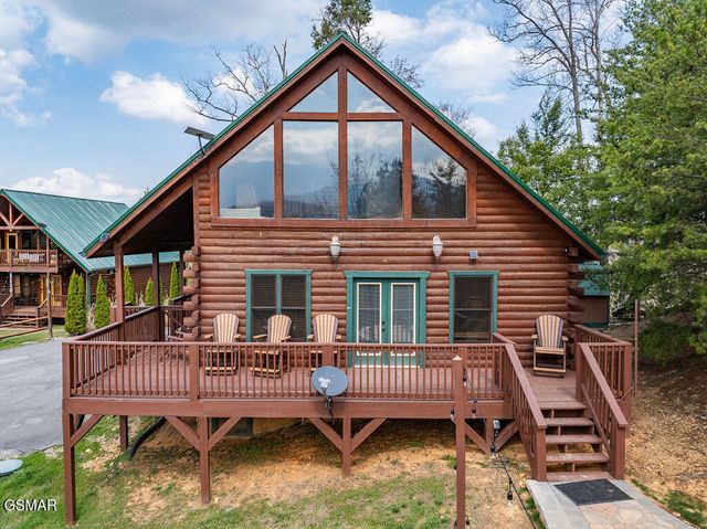 1106 Back Ridge Court, Gatlinburg, TN 37738