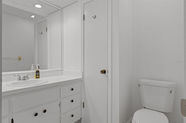 7445 CRESTWOOD DRIVE, Weeki Wachee, FL 34613