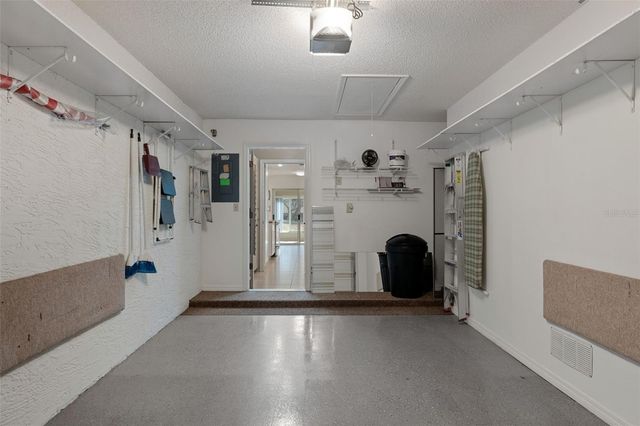 7445 CRESTWOOD DRIVE, Weeki Wachee, FL 34613