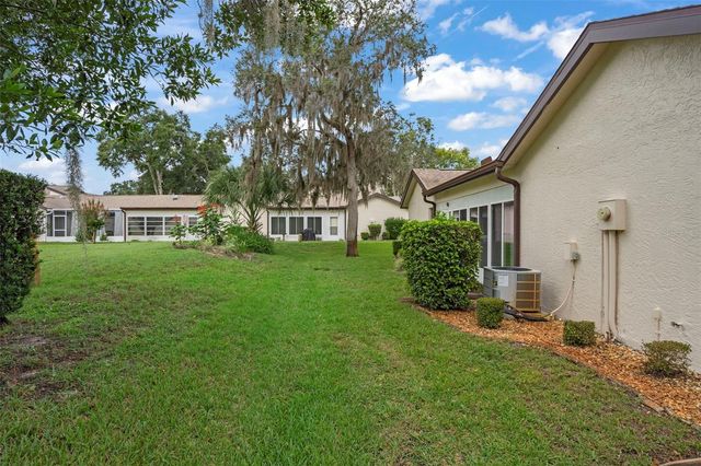 7445 CRESTWOOD DRIVE, Weeki Wachee, FL 34613