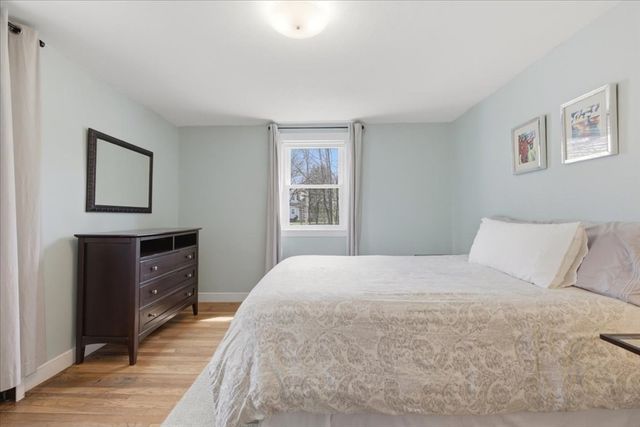 80 Willard St, Dedham, MA 02026