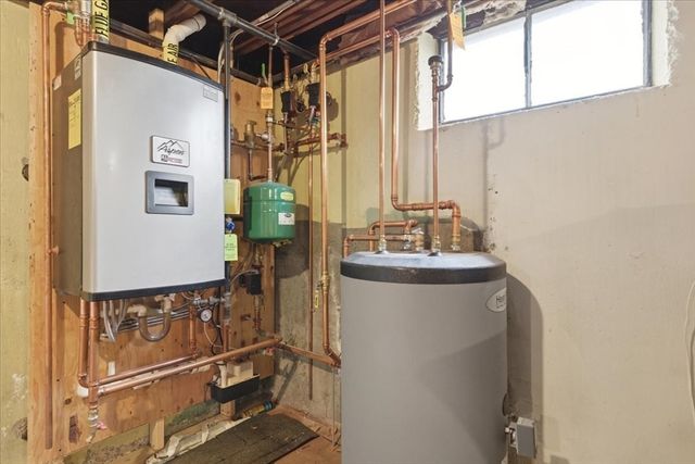 80 Willard St, Dedham, MA 02026