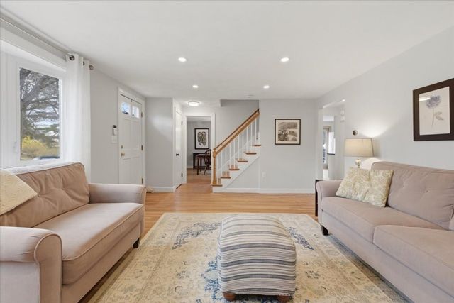 80 Willard St, Dedham, MA 02026