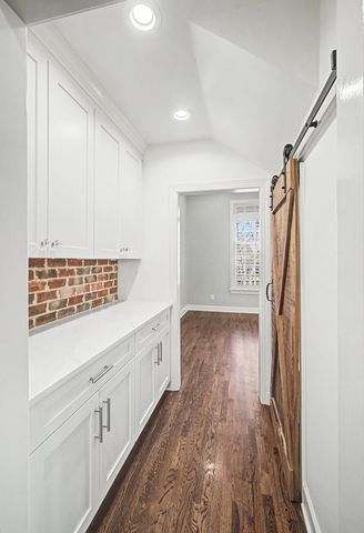 121 Gladstone Ln, Franklin, TN 37064