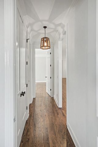 121 Gladstone Ln, Franklin, TN 37064