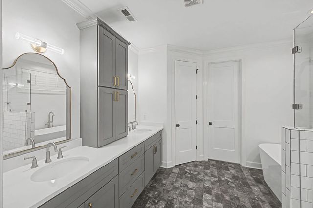 121 Gladstone Ln, Franklin, TN 37064