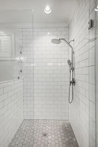 121 Gladstone Ln, Franklin, TN 37064