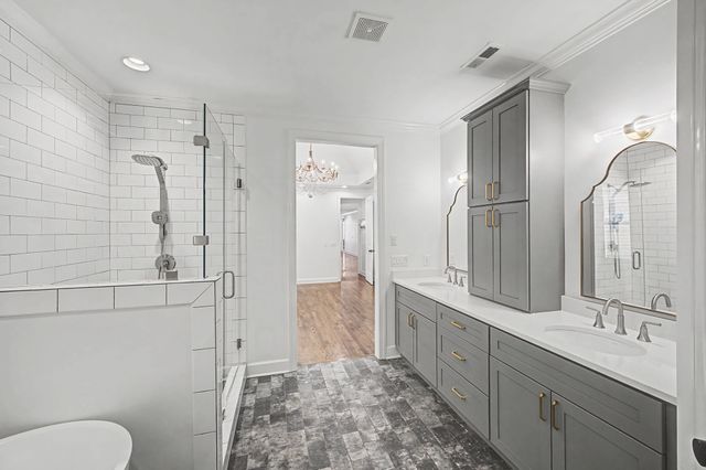 121 Gladstone Ln, Franklin, TN 37064