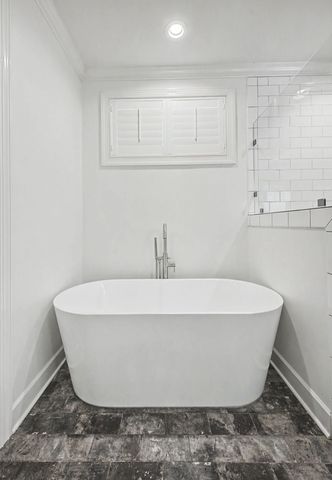 121 Gladstone Ln, Franklin, TN 37064