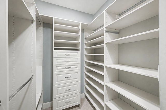 121 Gladstone Ln, Franklin, TN 37064