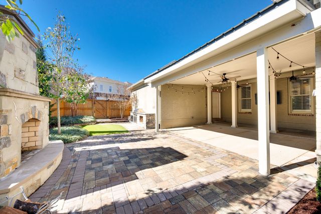 121 Gladstone Ln, Franklin, TN 37064