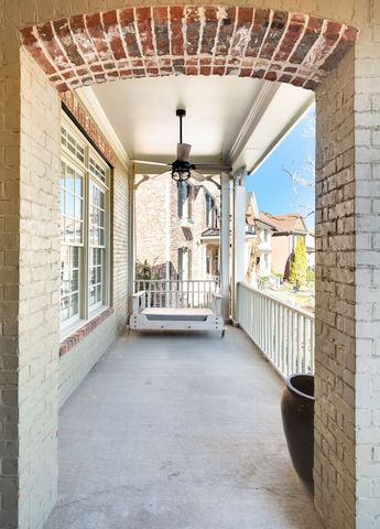 121 Gladstone Ln, Franklin, TN 37064