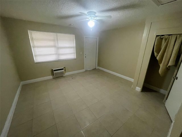 2800 W Sunrise Boulevard, Fort Lauderdale, FL 33311