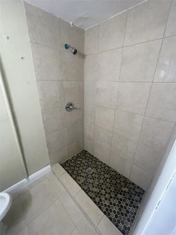 2800 W Sunrise Boulevard, Fort Lauderdale, FL 33311