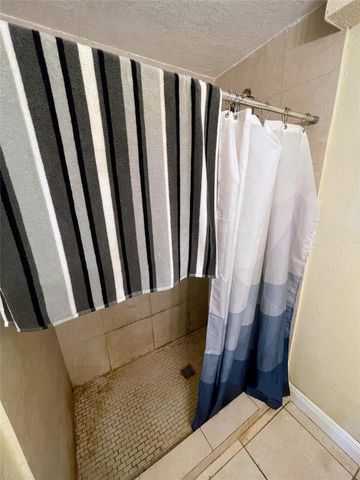 2800 W Sunrise Boulevard, Fort Lauderdale, FL 33311