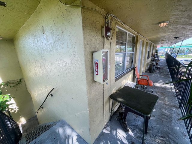 2800 W Sunrise Boulevard, Fort Lauderdale, FL 33311