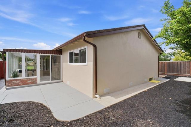 2386 Bermuda Lane, Hayward, CA 94545