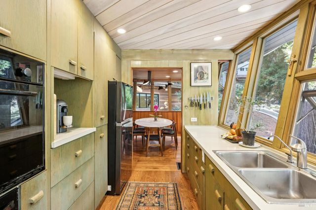 20 Winwood Pl, Mill Valley, CA 94941