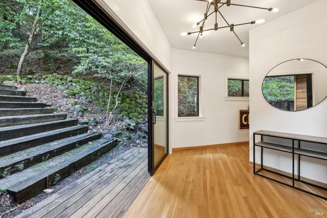 20 Winwood Pl, Mill Valley, CA 94941