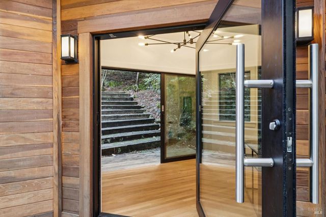 20 Winwood Pl, Mill Valley, CA 94941