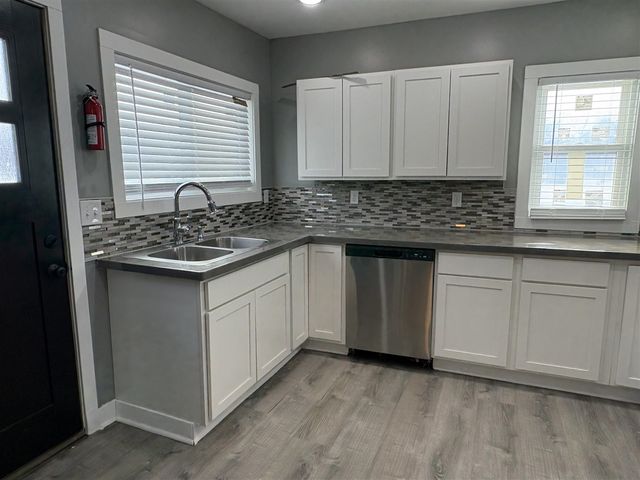 1980 Dyson Street, Muskegon, MI 49442