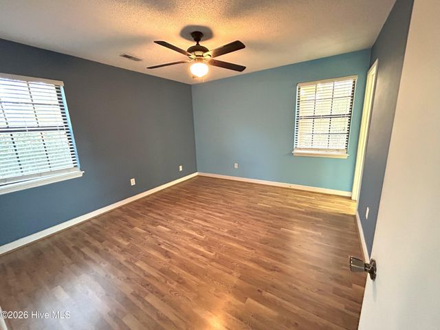 137 Woodberry Court, Wilmington, NC 28411