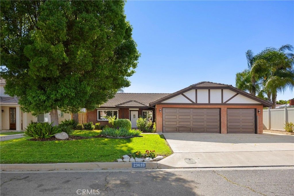 23633 Fair Weather, Canyon Lake, CA 92587
