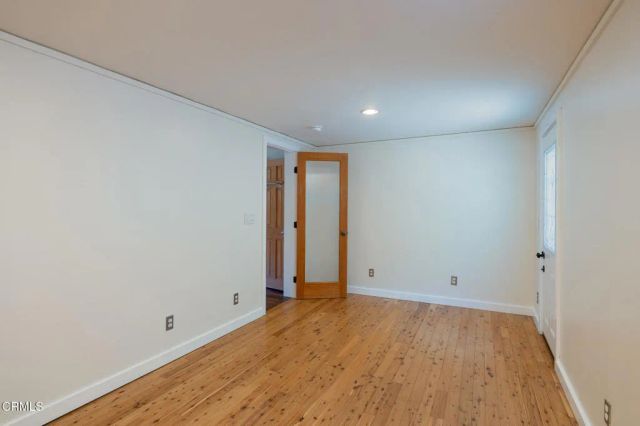 8111 Santa Ana Road, Ventura, CA 93001