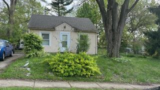 117 W Strathmore Avenue, Pontiac, MI 48340